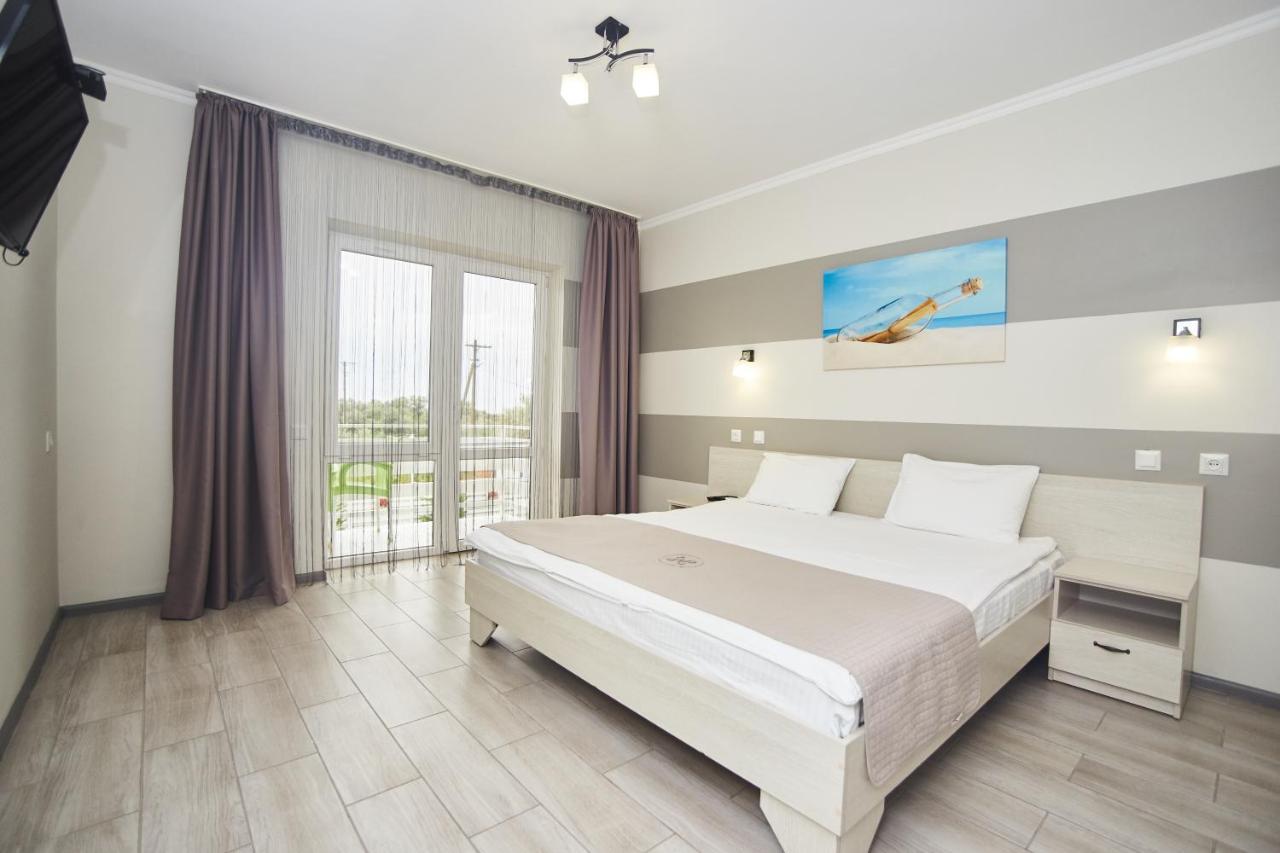 Family Hotel Happy Inn Satoka Exterior foto